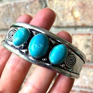 Handmade Sterling Silver 925 Plated Oval Natural Opalite Larimar Cuff Bracelet